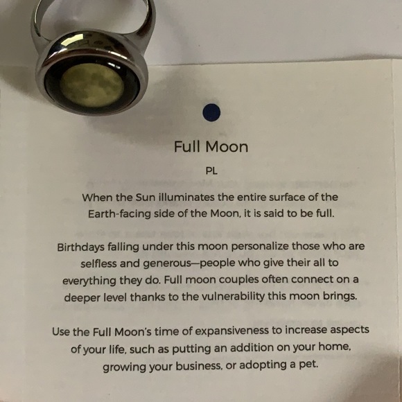 Moonglow Ring “ Full moon “ size 8 - Picture 5 of 16